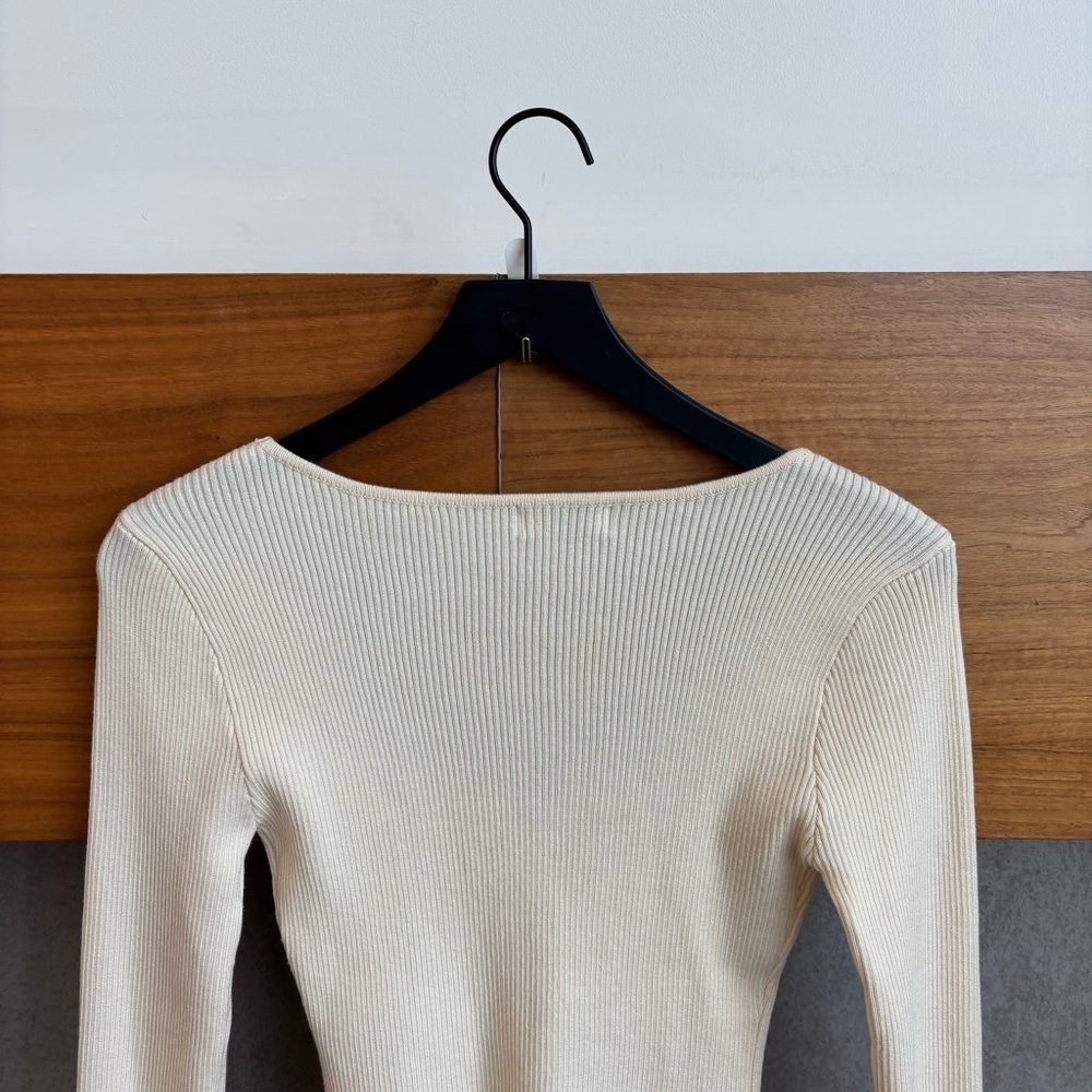 NWOT The Workshop Ruffled‎ Ribbed Knit Top, Size L - Picture 10 of 12